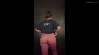Thick white girl